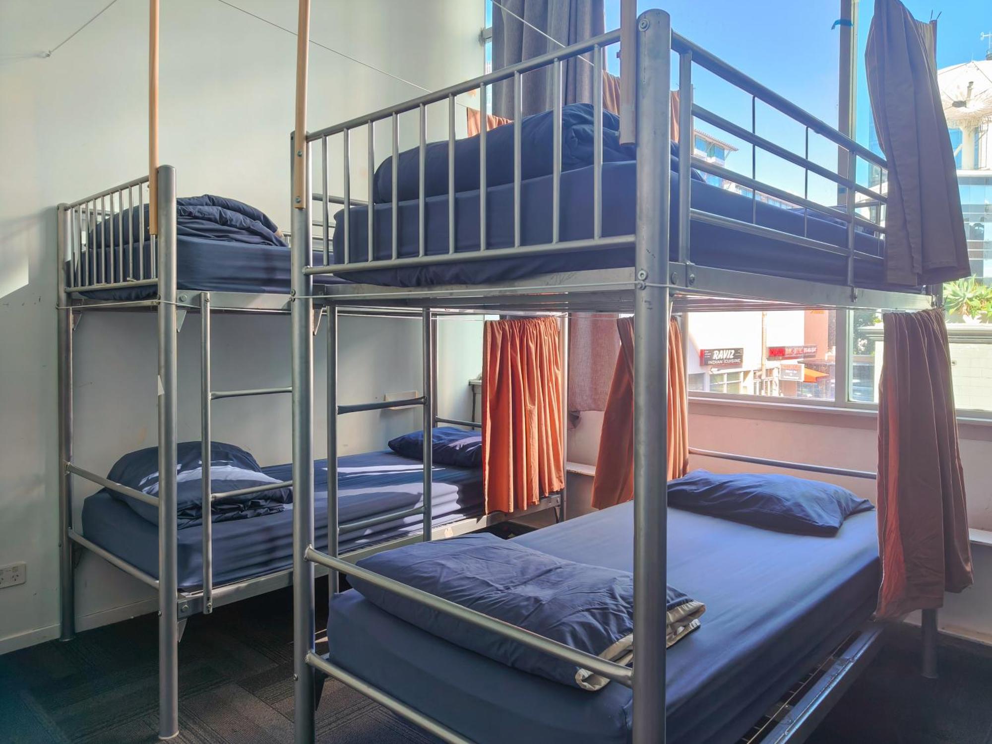 Metro Adventurer Backpackers Auckland Exterior foto
